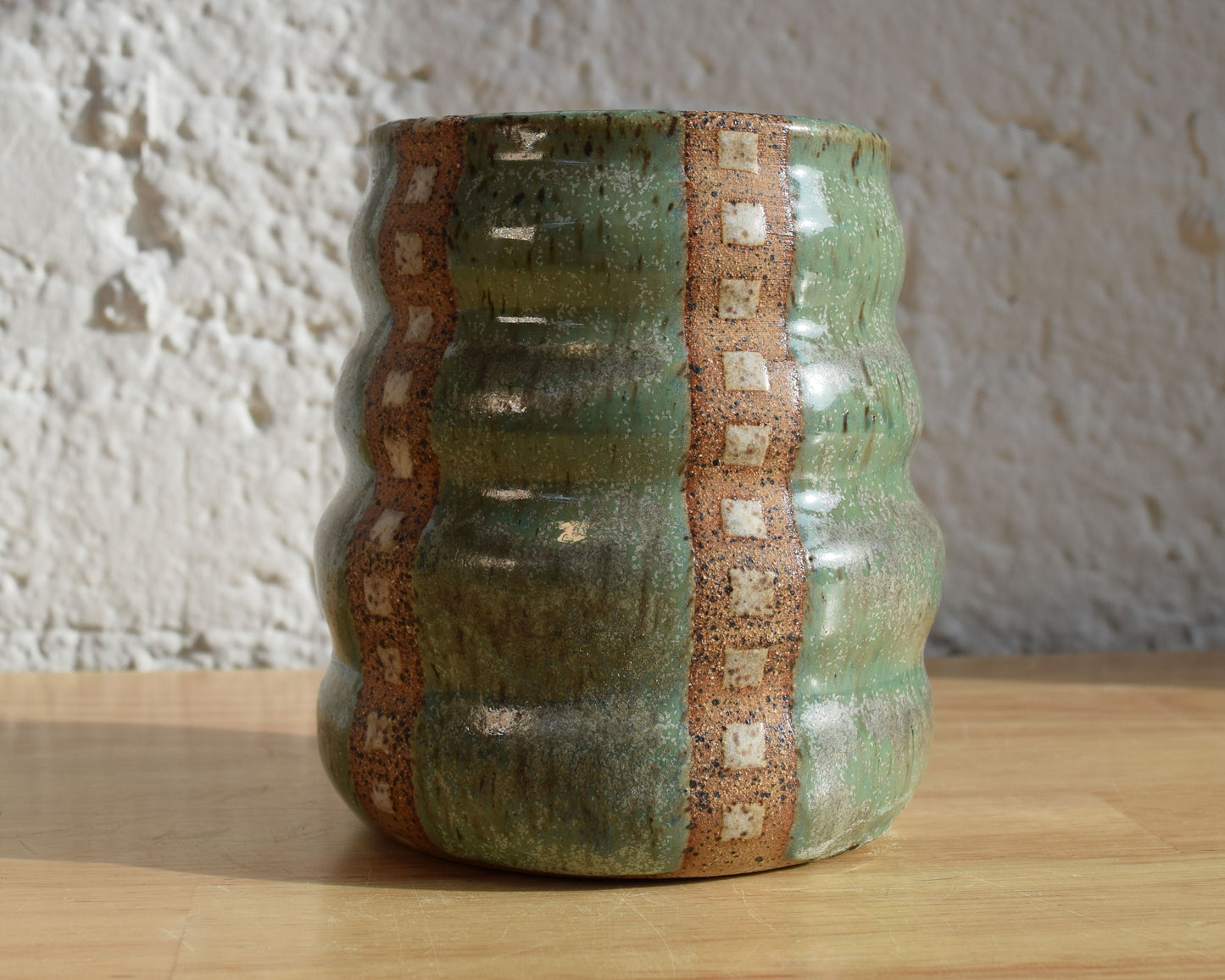 Green & White Wavy Vase